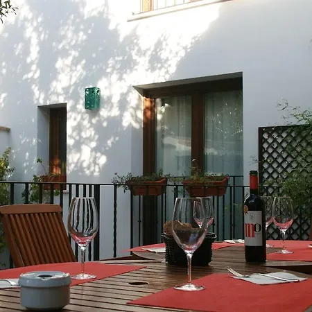Hotel Posada De Quijada