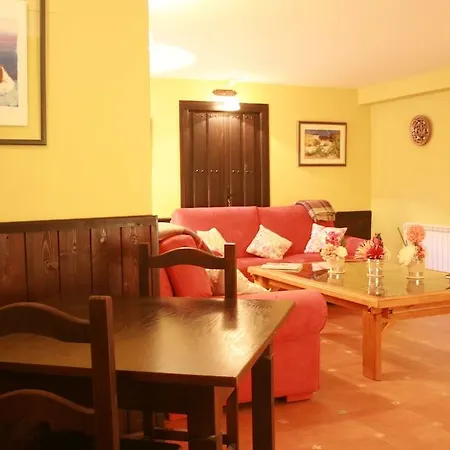 Hotel Posada De Quijada 3*