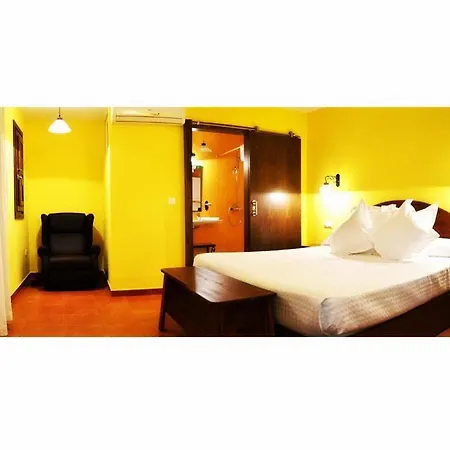 Hotel Posada De Quijada