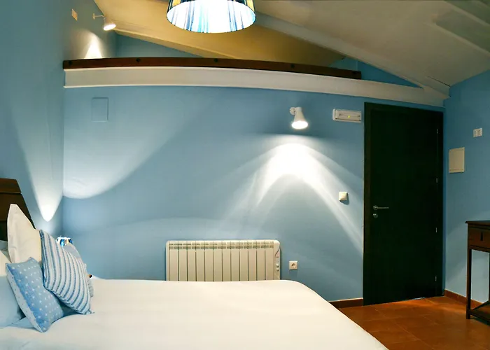 Hotel De Quijada 3*